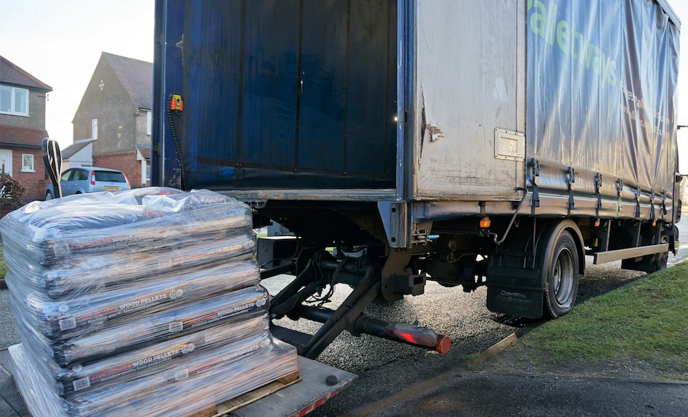 Palletways Group supports Gloucestershirebased White Horse Energy to