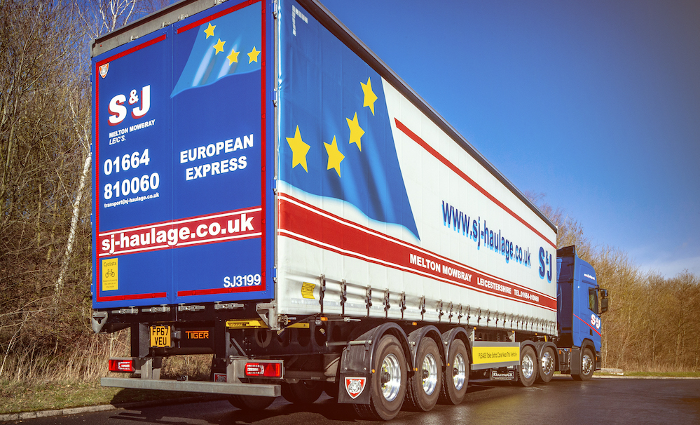 S J Haulage In Major Tiger Trailer Fleet Delivery Trailers Uk Haulier