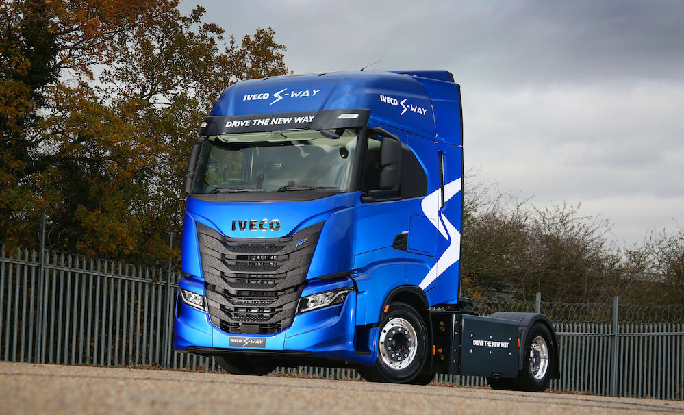IVECO offers expanded CNG tanks with IVECO S-WAY natural gas range