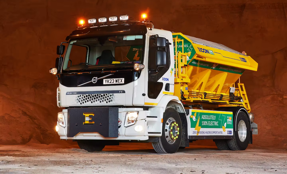 Econ on a charge with new multi role electric gritter - Aligra.co.uk