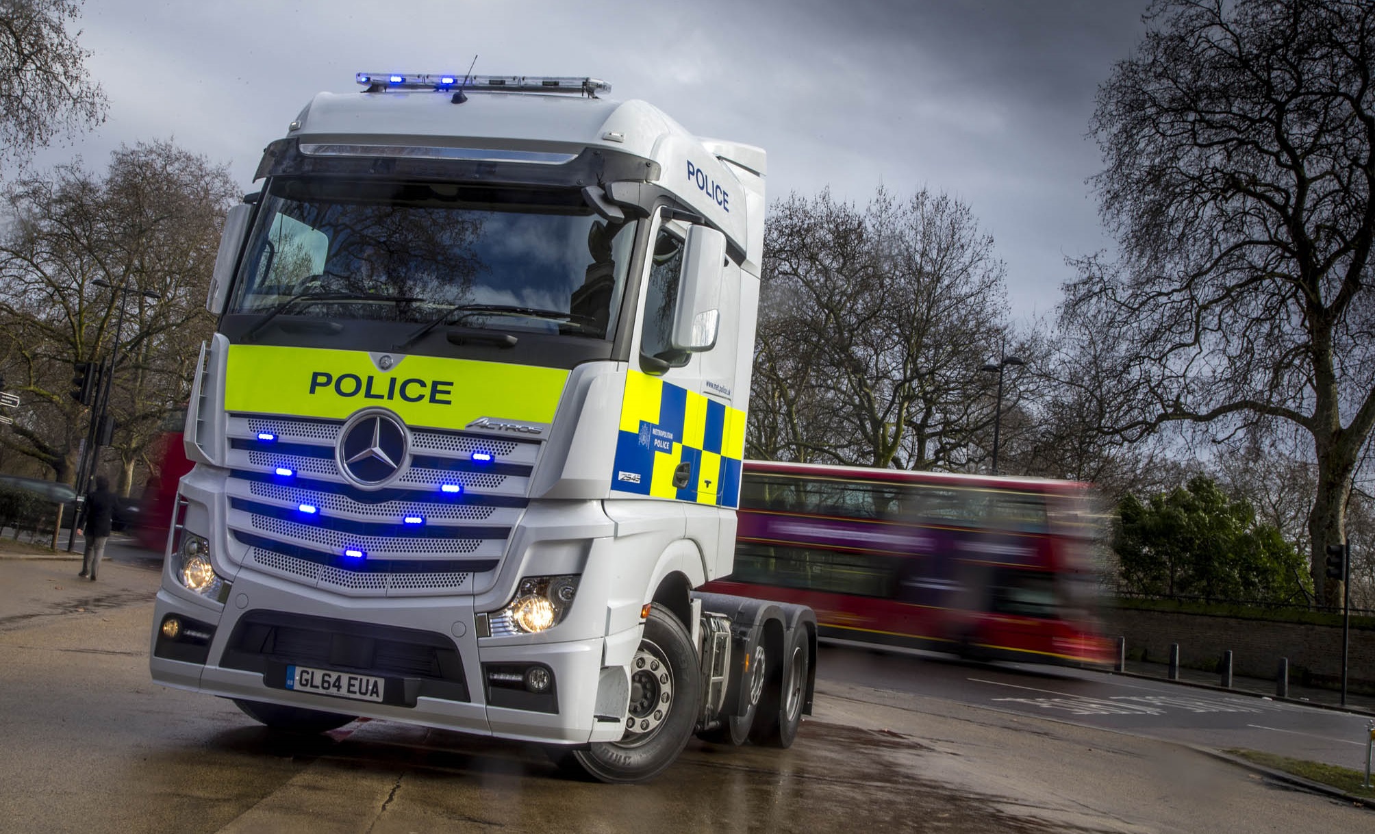 New dedicated Met \u2018Exchanging Places\u2019 truck arrives  Fleet UK Haulier